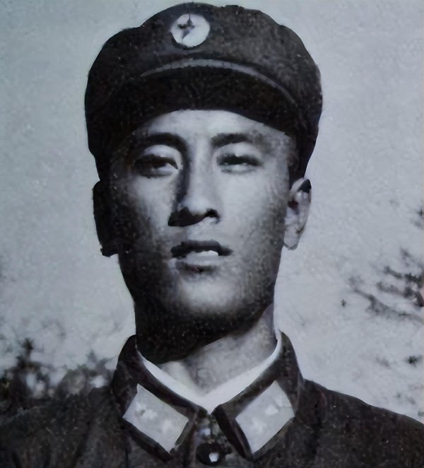 富投恒盈 他曾是新疆军区司令，58岁成为中将，后来因一事引咎辞职